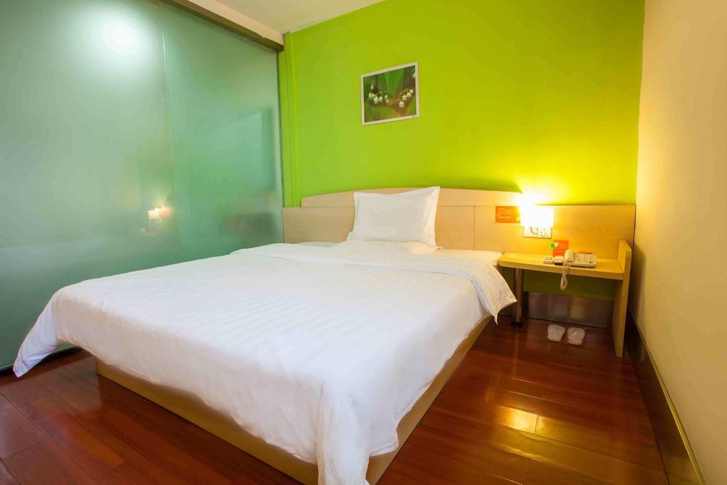 7 Days Inn Meizhou Jiangnan Kedu Commercial Plaza Habitación foto